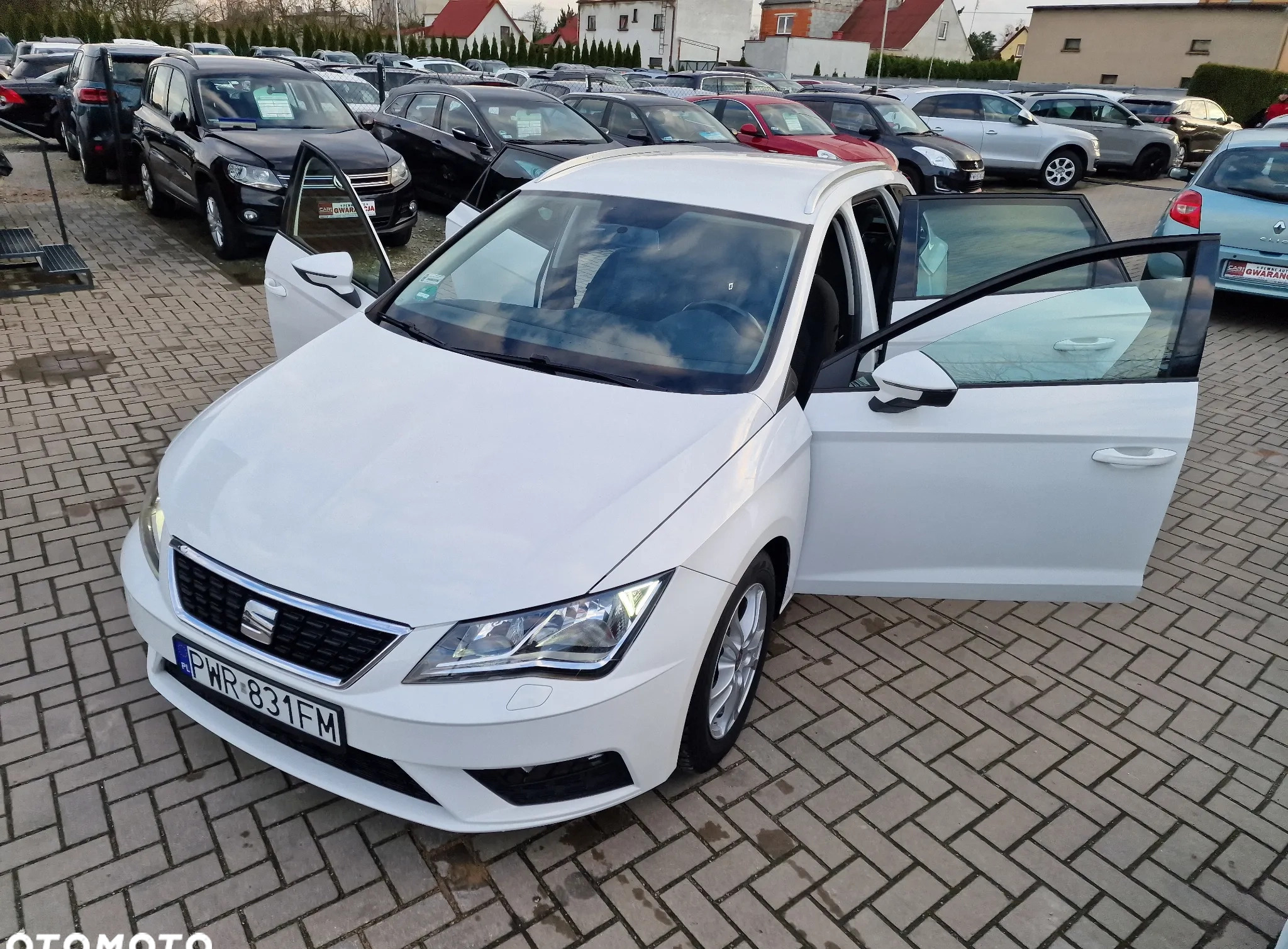 Seat Leon cena 41900 przebieg: 74000, rok produkcji 2018 z Lidzbark Warmiński małe 562
